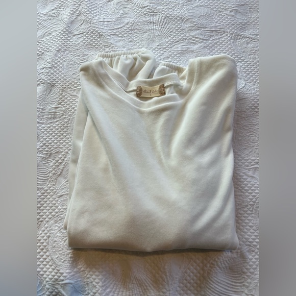 Altar’d State Top - Picture 9 of 9